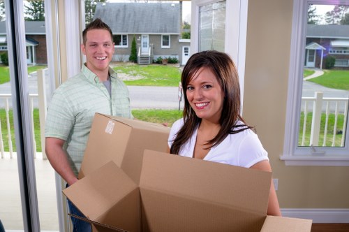 Residential and commercial packing and unpacking services in Cannhall