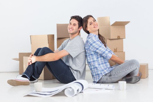 Careful loading and unloading with a moving van in Cannhall