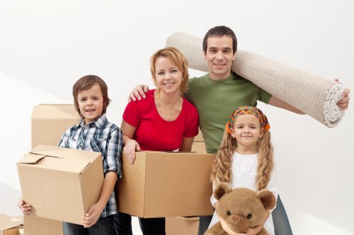 Flexible Cannhall man with van service for small relocations